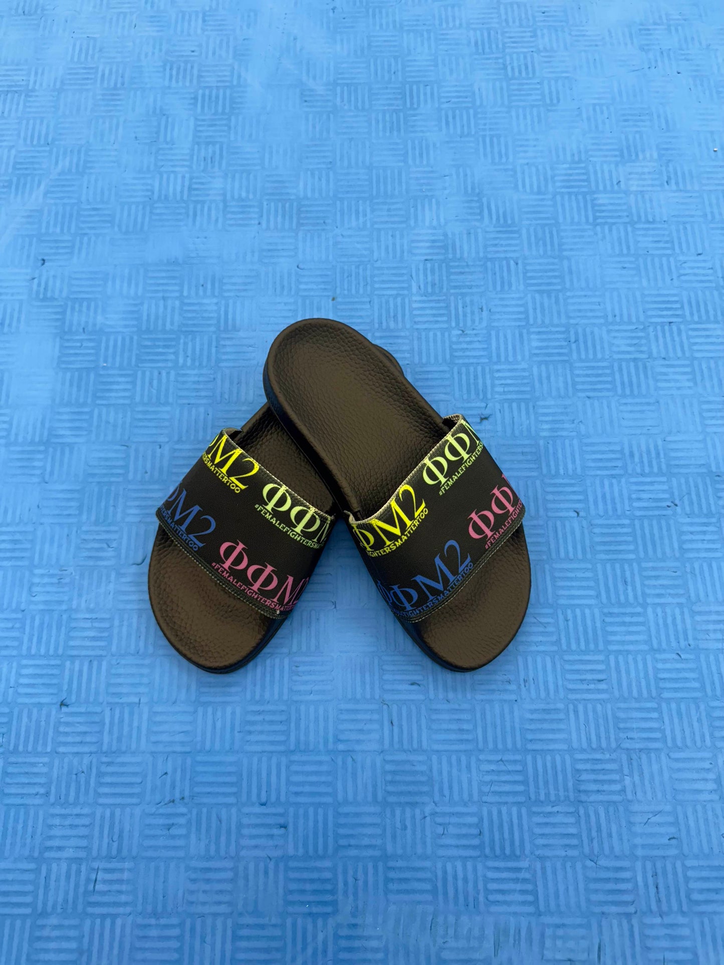 Black Bottom Slides - Multi-Colored Strap