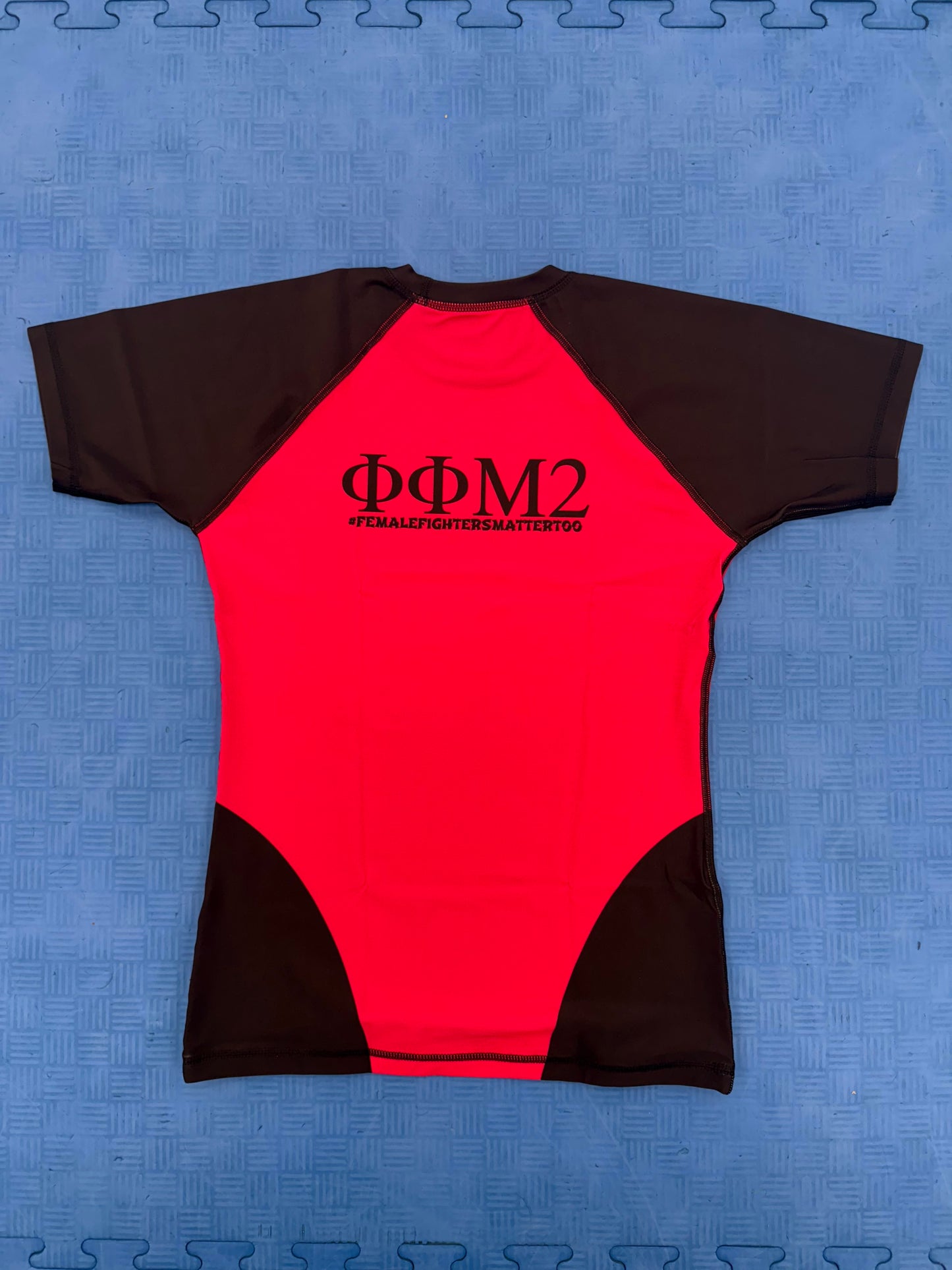 Short Sleeve Rash Gaurds - Pink w. Black Sleeves